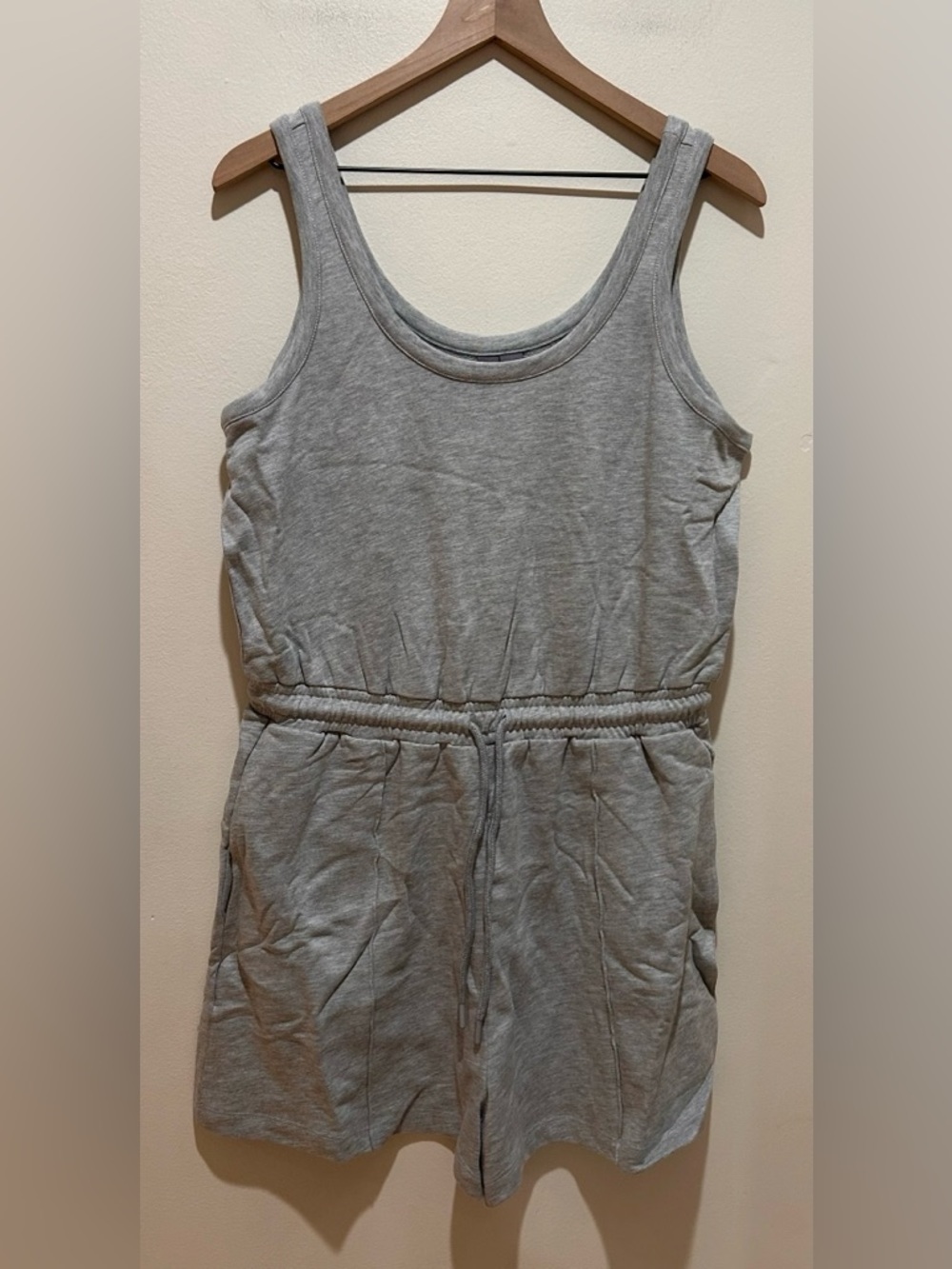 NWT Sweaty Betty Women’s After Class Grey Casual Sleeveless Shorts Romper - 10
